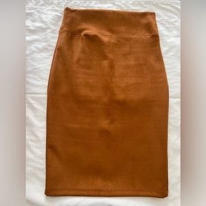 Iris suede skirt/ Size small/ caramel colored